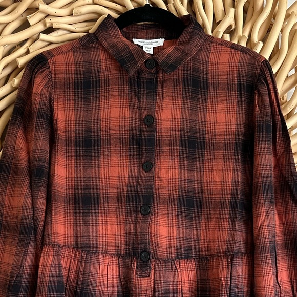 BeachLunchLounge Josepphine Smocked Babydoll Dress - Picture 5 of 11